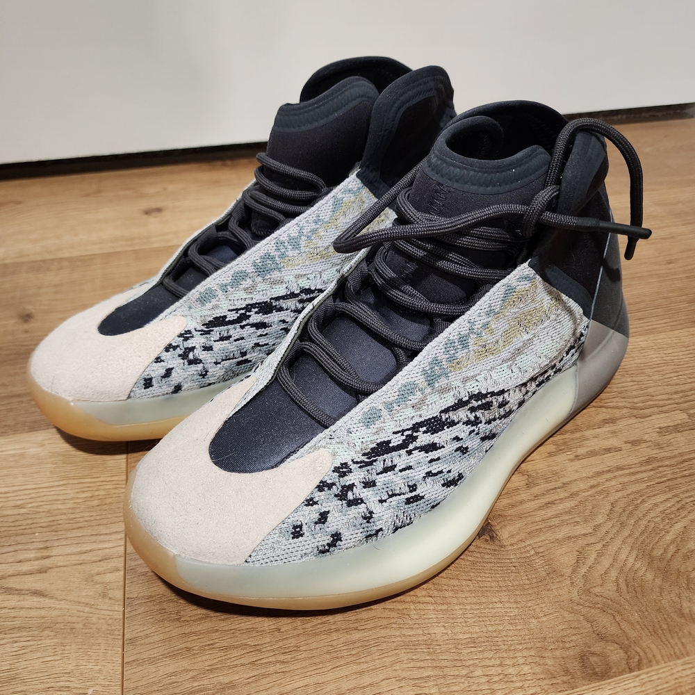 Yeezy QNTM - Sea Teal